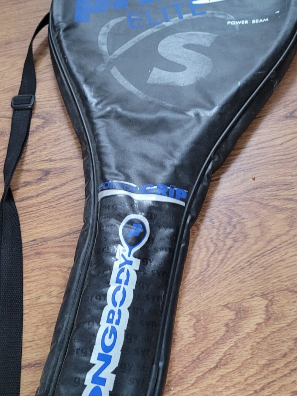 Tennis Racket and Bag - Picture 3 of 10